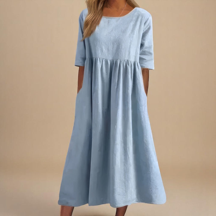Juno™ - Flattering Dress