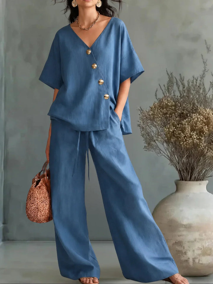 GRETA - Complete V-Neck with Buttons