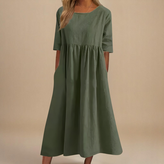 Juno™ - Flattering Dress