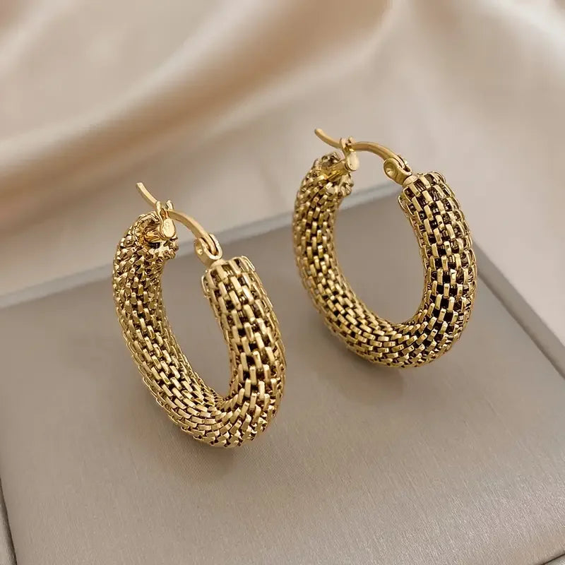 GWENDOLINE - Golden Scale Hoop Earrings