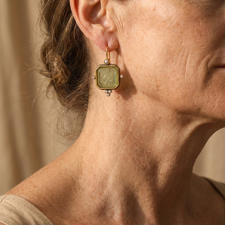 ODETTE - Pearl Geometric Pendant Earrings