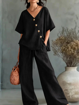 GRETA - Complete V-Neck with Buttons