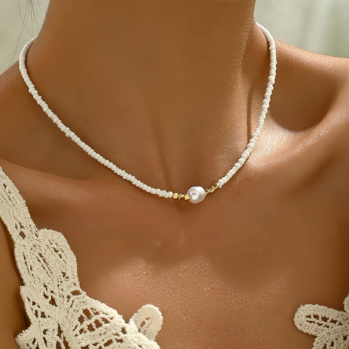 ADELINE - Minimal Turquoise Pearl Necklace