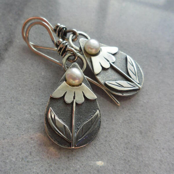 FLEURETTE - Tear Flower Earrings
