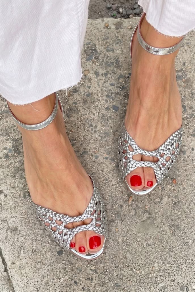 ISADORA™ - Woven Gold Statement Sandals