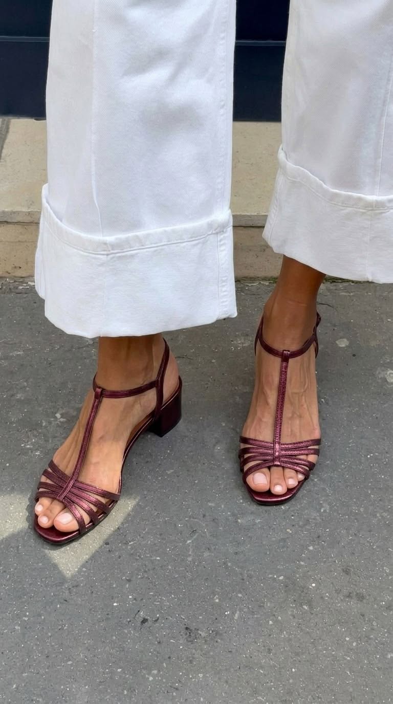 DELPHINE™ - Elegant Low-Heel Strap Sandals