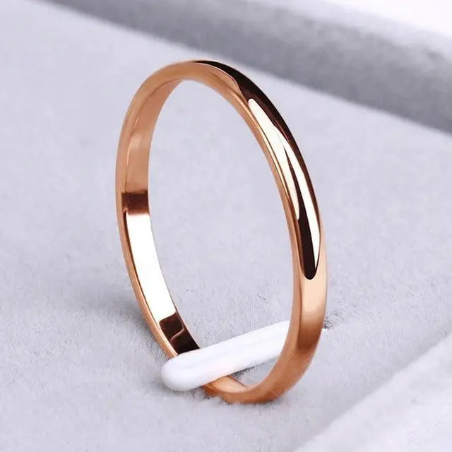 Sofia | Simple Ring in Gold and Silver