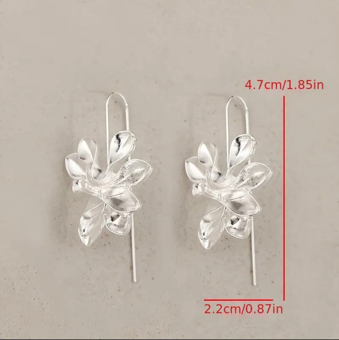 BERNADETTE - Silver Floral Hoop Drops