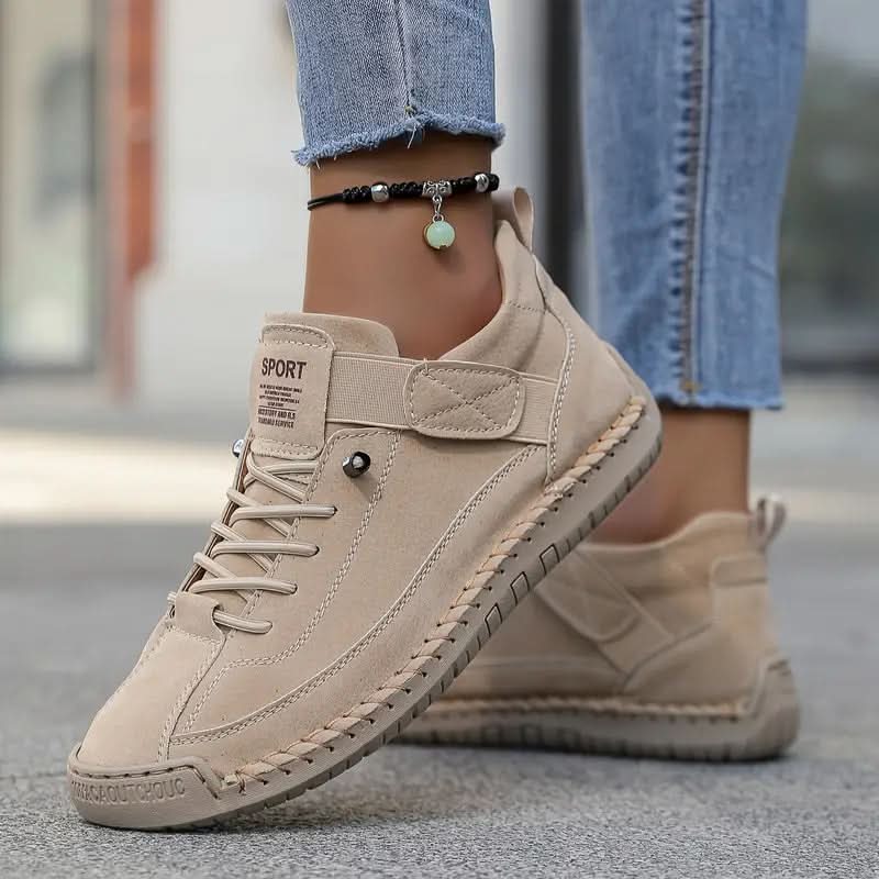 EMMANUELLE Sneakers Beige