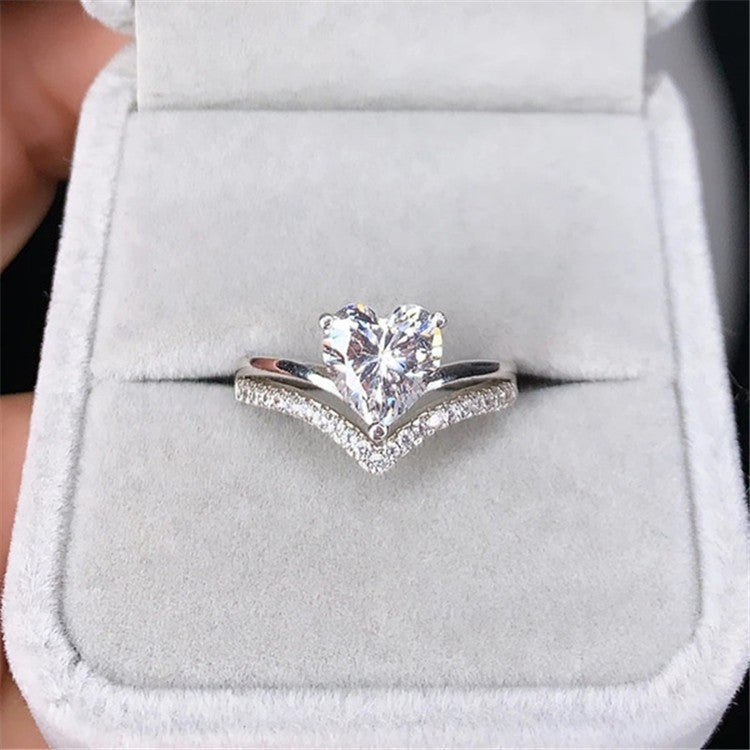 ALINE™ – Radiant Heart Silver Ring