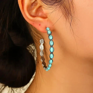 MARCELINE - Oval Silver Hoop Earrings