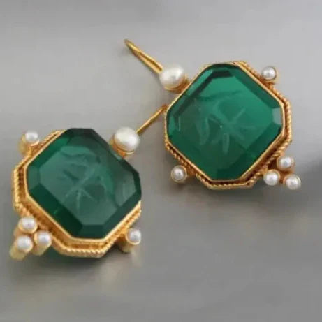 ODETTE - Pearl Geometric Pendant Earrings