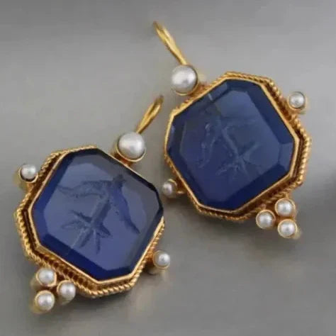 ODETTE - Pearl Geometric Pendant Earrings