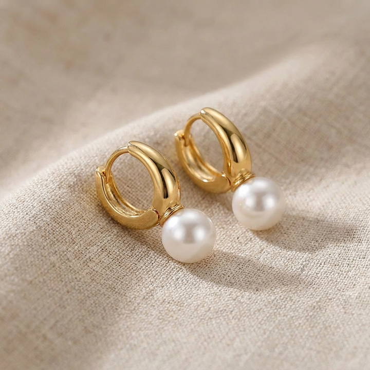 AUGUSTA - Golden Pearl Earrings