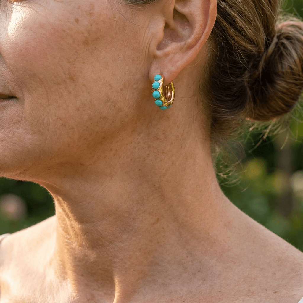 CAPUCINE - Turquoise Sculpted Stone Hoops