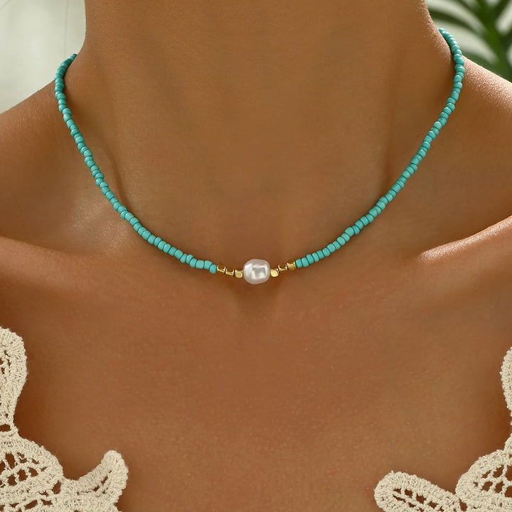 ADELINE - Minimal Turquoise Pearl Necklace
