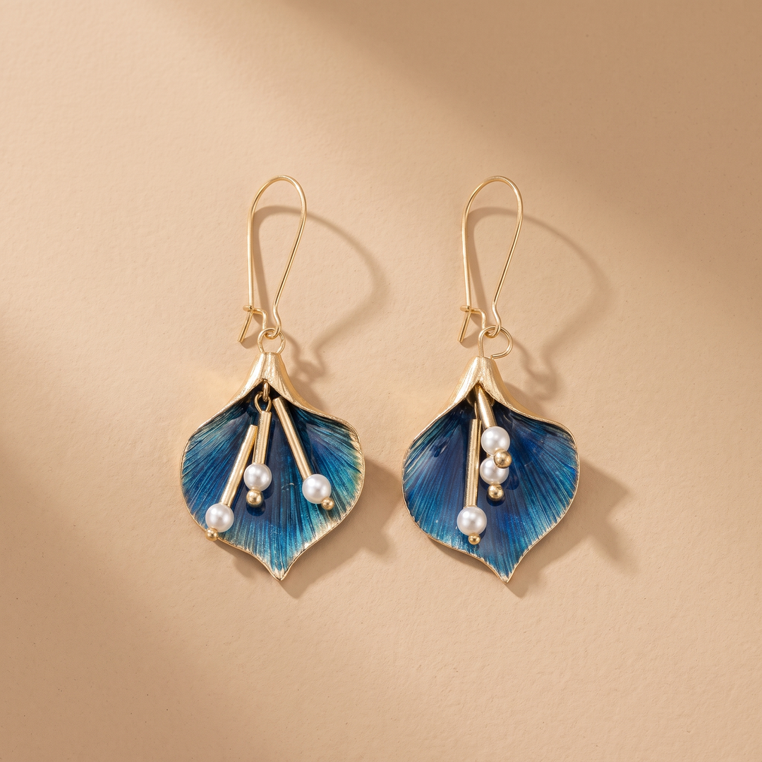 Lotte | Vintage Blue Lotus Silver Earrings