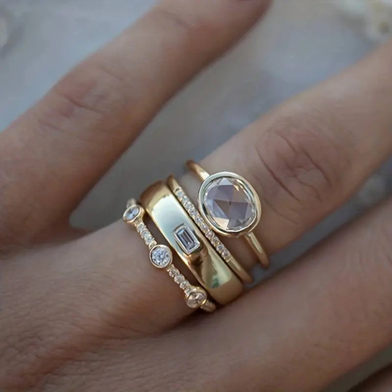 Freya | Vintage Gold and Zirconia Ring Set