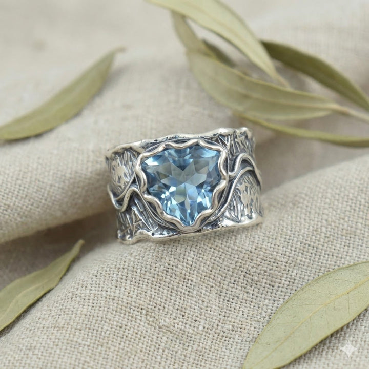 QUINCY - Blue Topaz Statement Ring